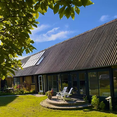 Dyrlev Bed and Breakfast Præstø