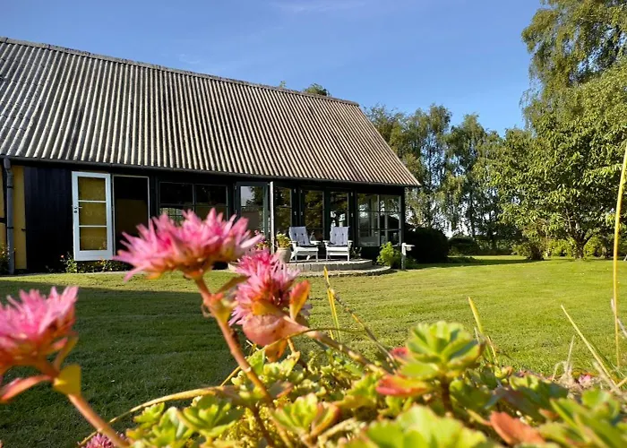 Dyrlev Bed & Breakfast